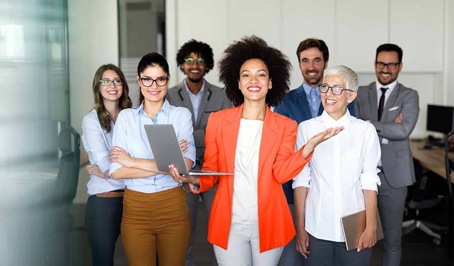 CRM-Onboarding: Was unternimmt HubSpot, um Nutzer effektiv zu schulen?_AdobeStock_©-NDABCREATIVITY_493206981_bearbeitet_900x527px