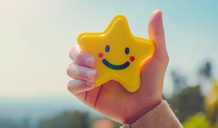 Social Proof Beispiele, mit denen Sie Eindruck hinterlassen_AdobeStock_@-Jeerawut_767258001_900x527px